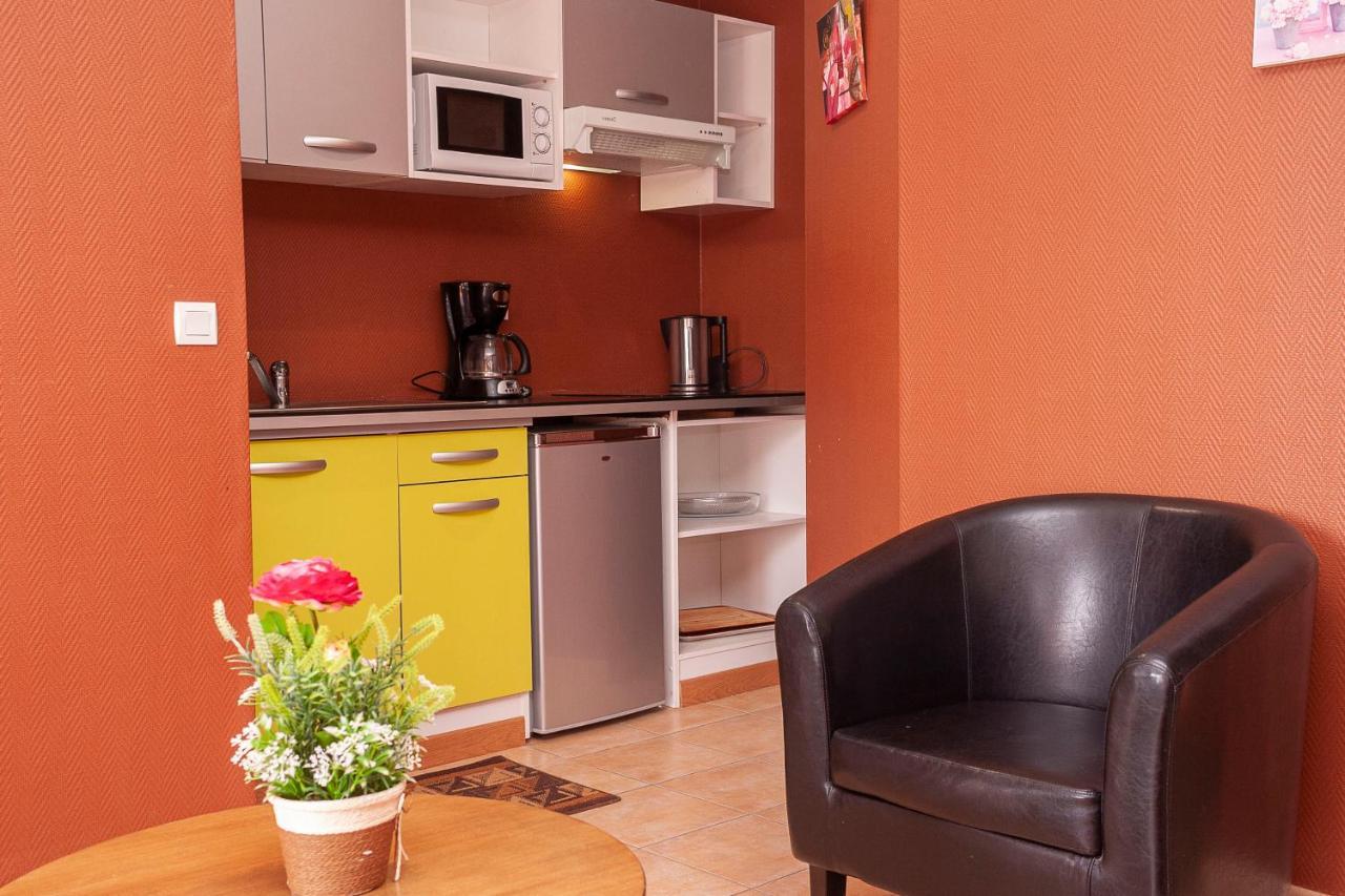 Le Catalan - Hotel Et Appartements Mont-Louis Zewnętrze zdjęcie