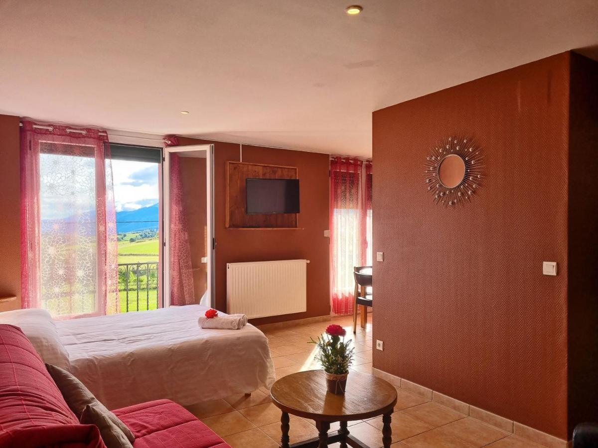 Le Catalan - Hotel Et Appartements Mont-Louis Zewnętrze zdjęcie